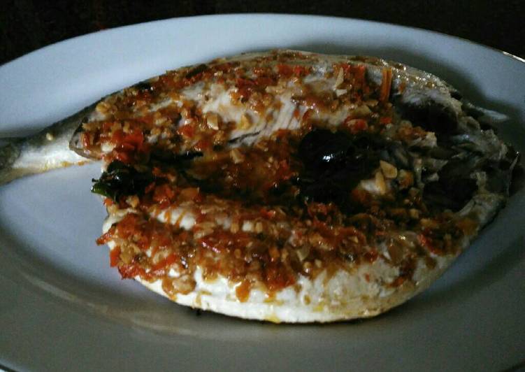 resep lengkap untuk Ikan Bolu (Bandeng) Bakar Rica