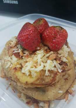 Banana oatmeal pancake simple