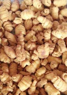 Biji ketapang renyah