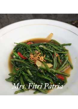 Tumis kangkung pedas