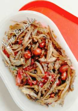 Teri Kacang Goreng