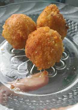 Chicken ball / bola bola ayam