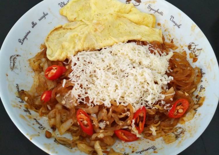 Mie shirataki bumbu indomie goreng pedas DEBM
