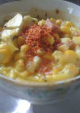 Macaroni and Corn in Cup