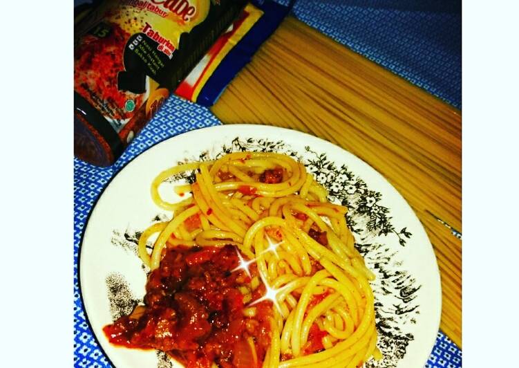 bahan dan cara membuat Spaghetti bolognese spicy sauce boncabe level 15 with ground beef