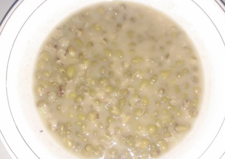 gambar untuk resep Bubur Kacang ijo ala anak kosan (sarapanku)