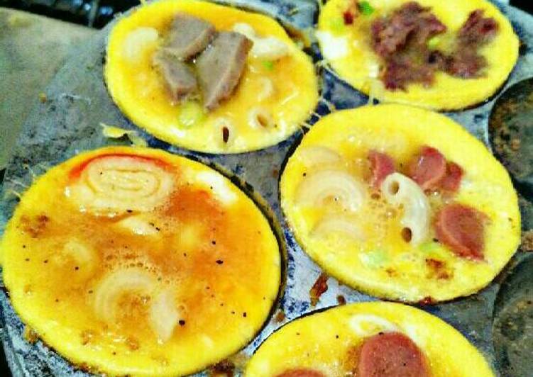 gambar untuk resep Egg muffin / Telur Dadar Aneka Variasi Pake Cetakan Kue Lumpur