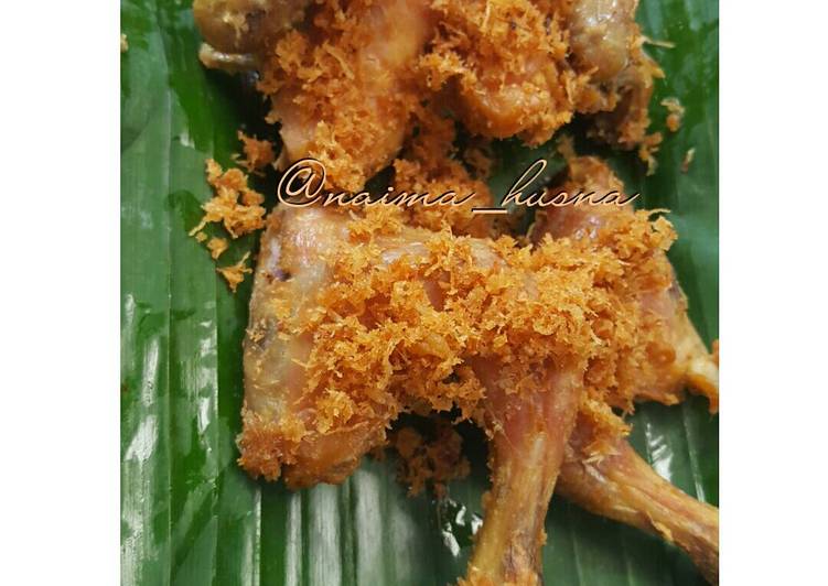 resep masakan Ayam goreng serundeng kelapa / ayam goreng bumbu poyah