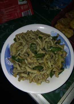 Tumis usus cabe ijo