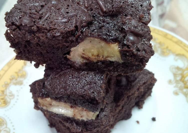 gambar untuk cara membuat Brownies Banana Choco Putih Telur ala vietta ranie