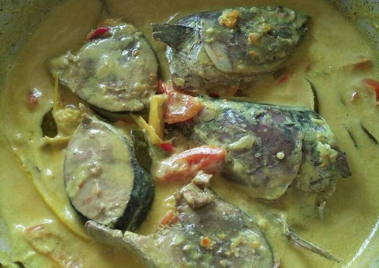 resep lengkap untuk Gulai ikan tongkol