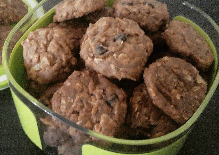 bahan dan cara membuat Cornflake chocochip cookies