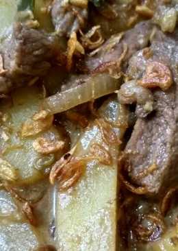 Semur daging Naughty (nendang di lidah)