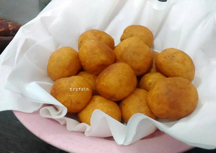 gambar untuk resep makanan Bola Bola Ubi Goreng