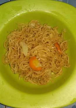 Mie Goreng (Pelengkap Nasi Kuning)