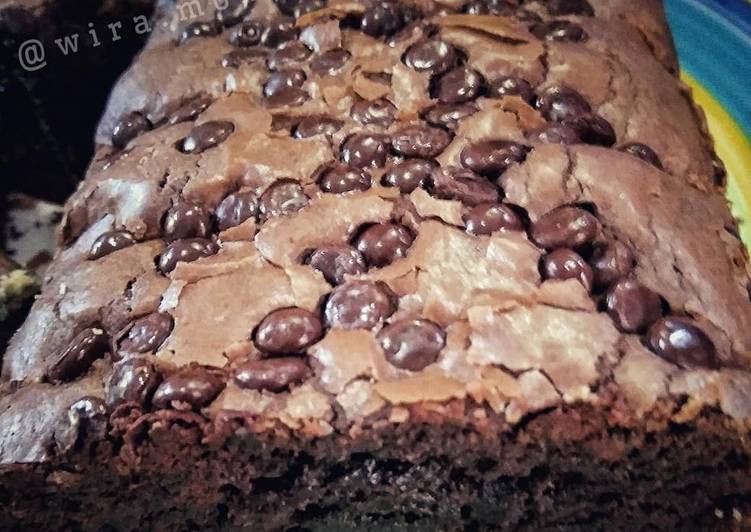  Resep Brownies panggang shiny crust  oleh Momaca Wijaya 