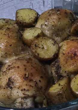 Greek Lemon Roasted Chicken & Potatoes