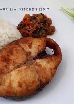 Ikan tenggiri goreng sambal kemangi, sedaaap