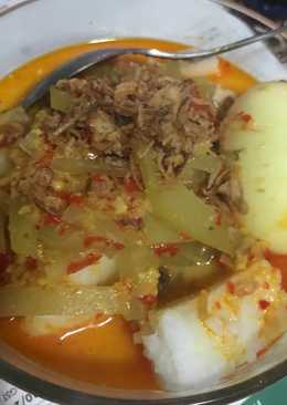 Lontong sayur