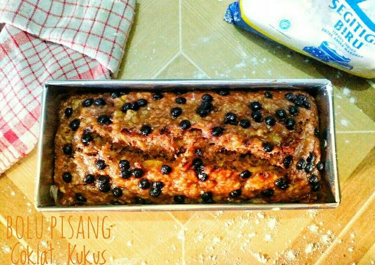 cara membuat Bolu Pisang Coklat Kukus