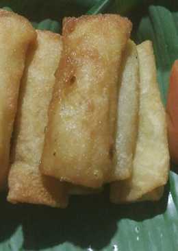 Lumpia isi mie wortel