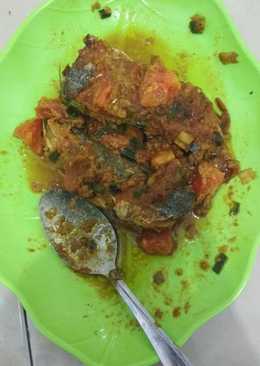 Ikan Kembung Goreng Bumbu Kuning