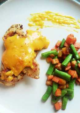 Chicken Steak with Hollandaise Sauce and Vegetable