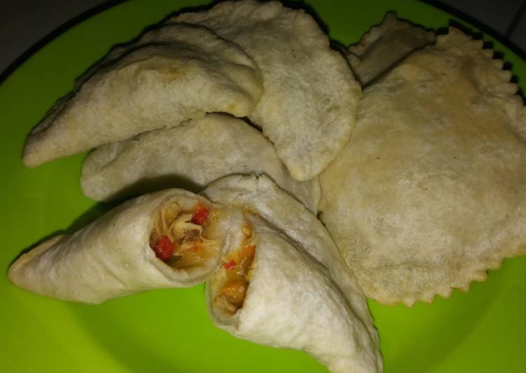 Cireng Isi Suwir Ayam recipe main photo