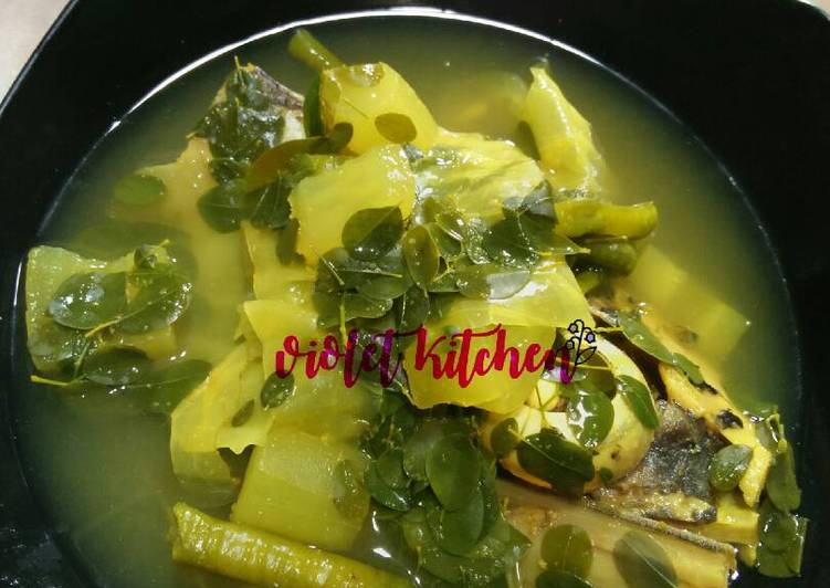 Resep Gangan Asam Daun Kelor Kepala Patin - Dinda Ayu