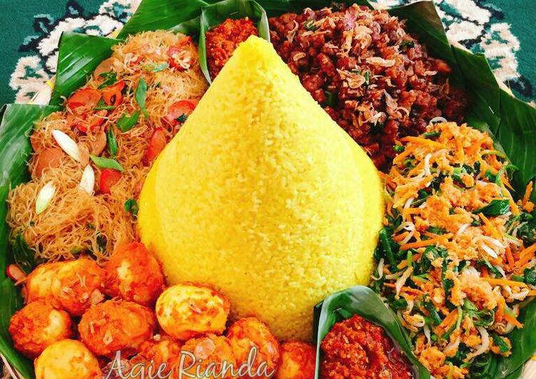 bahan dan cara membuat Nasi Tumpeng