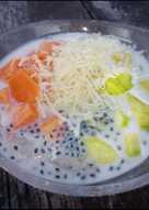 Sop Buah topping keju