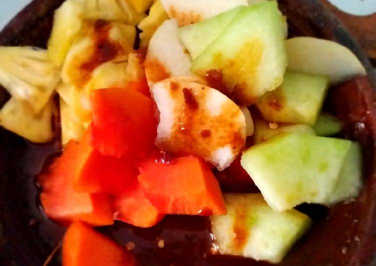  Resep  Rujak Petis Tuban  oleh Salwaabdoel Cookpad