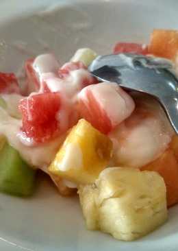 Salad buah