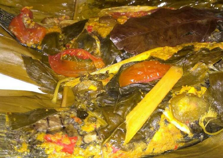 resep makanan Pepes Ikan Mas