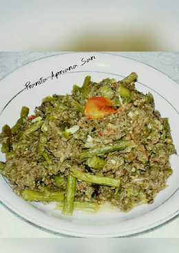 Spicy grigit mushroom with long beans