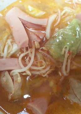 Tom yam maknyus