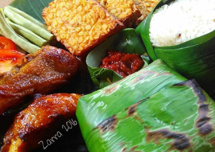 resep masakan Nasi Bakar Ayam Saus Mentega