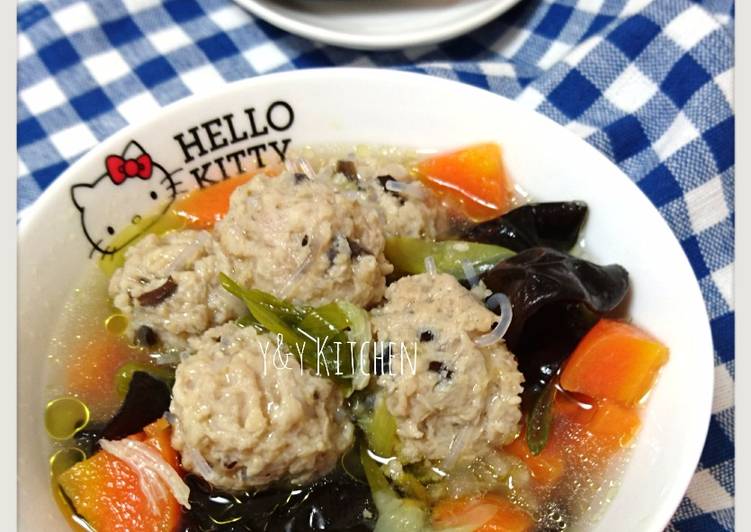 resep Sop baso rambut & jamur kuping