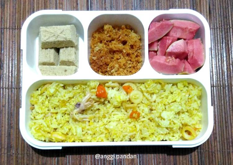 gambar untuk resep makanan Nasi goreng seafood
