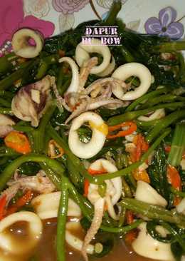 Tumis Kangkung Cumi