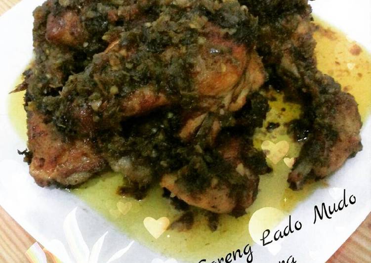 resep lengkap untuk Ayam Goreng Lado Mudo (Cabe Hijau)