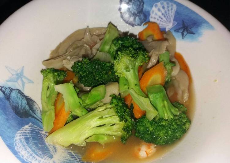 resep makanan Cah brokoli jamur wortel