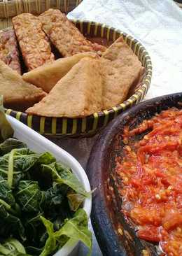 Cuma Tahu Tempe Goreng + Sambel Tomatð¶ð *menu fav suamiið