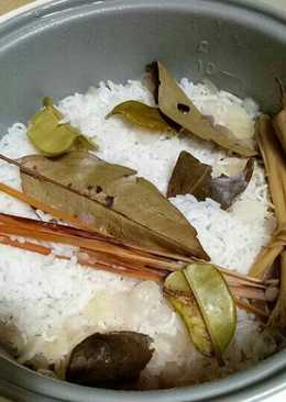 Nasi liwet rice cooker