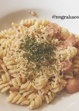 Simple Fusilli Carbonara