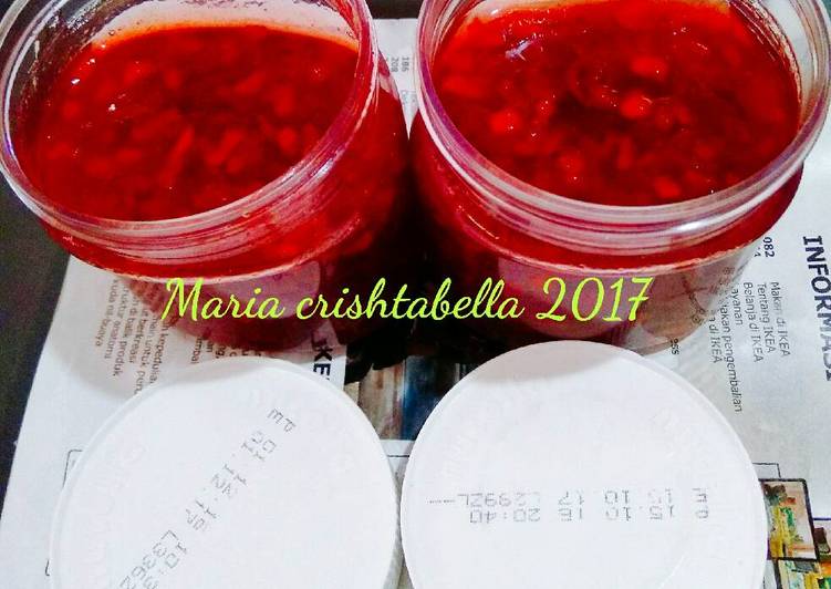 resep makanan Selai strawberry & nanas batu(bread maker)