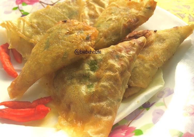 Resep Samosa Daging Ayam Bumbu Kari Instant oleh Cut 