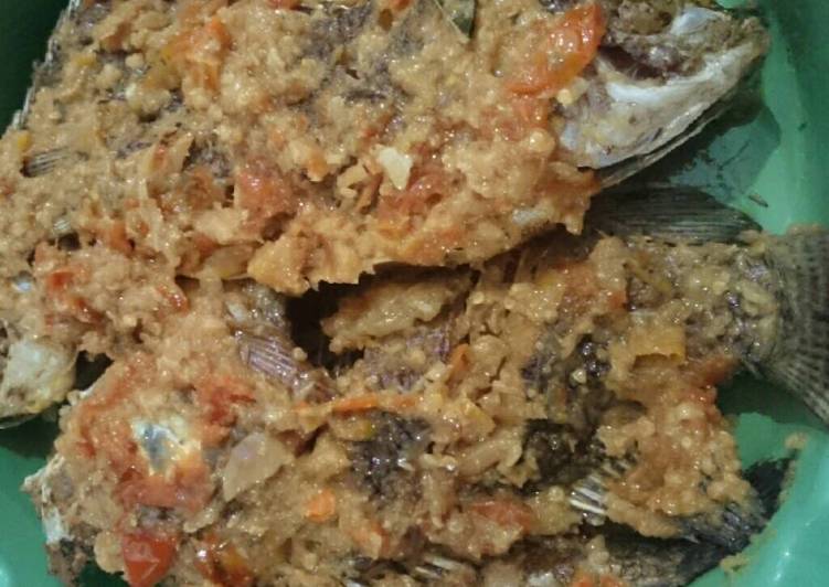 resep Ikan Goreng Sambal Rica