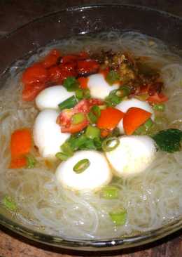 Soto telur puyuh