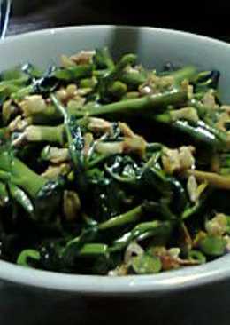 Oseng Kangkung Bawang Putih